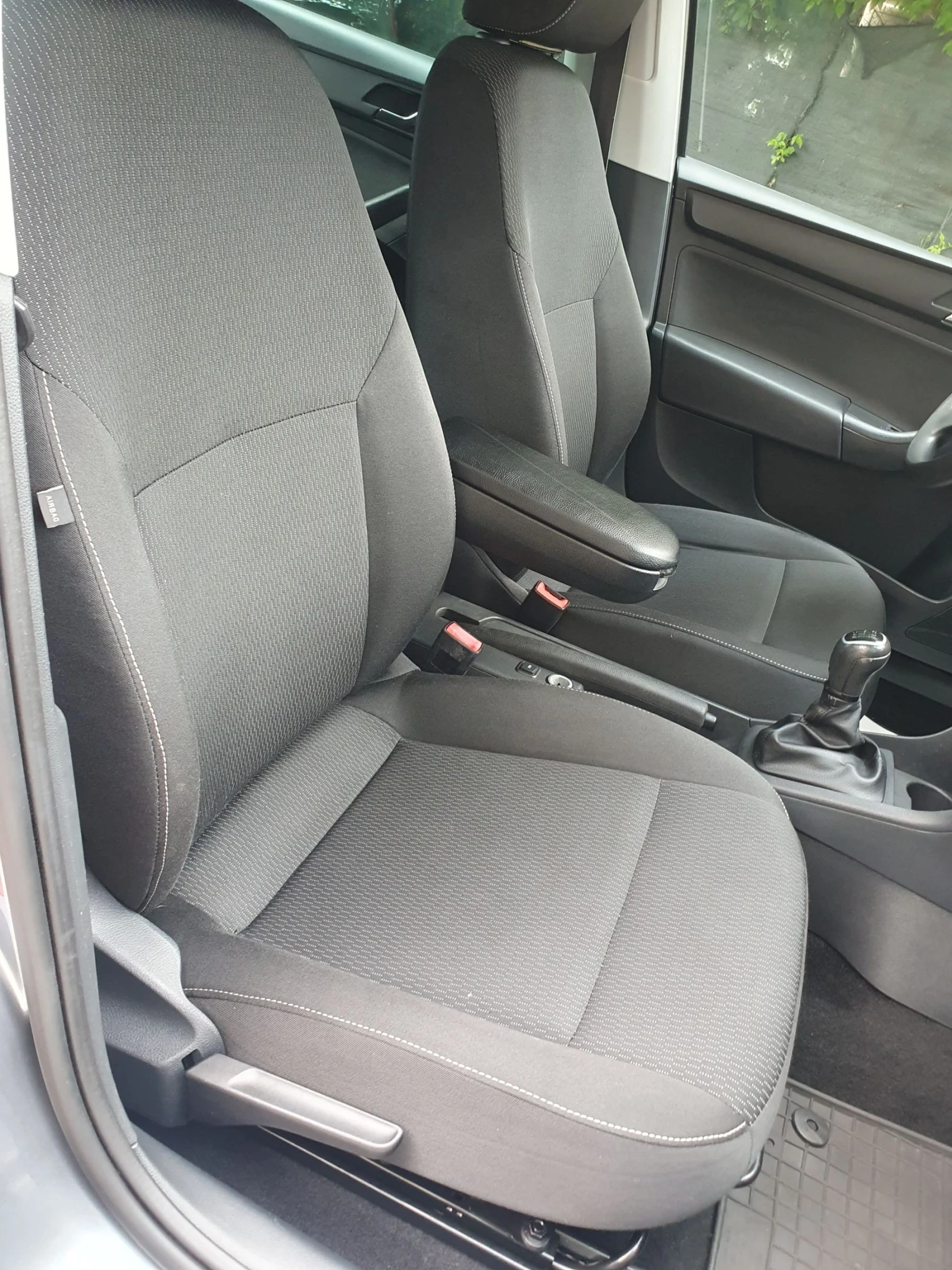 Skoda Rapid 1.2 Tsi  SEDAN 6 skr. NAVI KAMERA PODGREV NOVA  - изображение 7