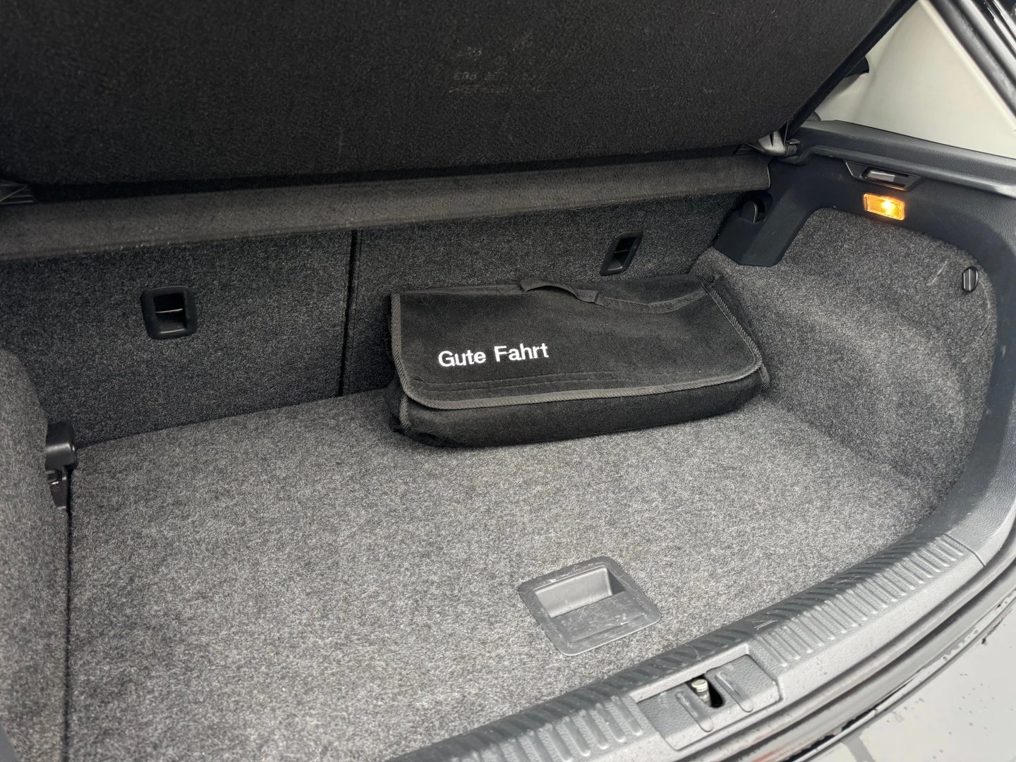 VW Polo Comfortline 1.2TSI BMT - изображение 10