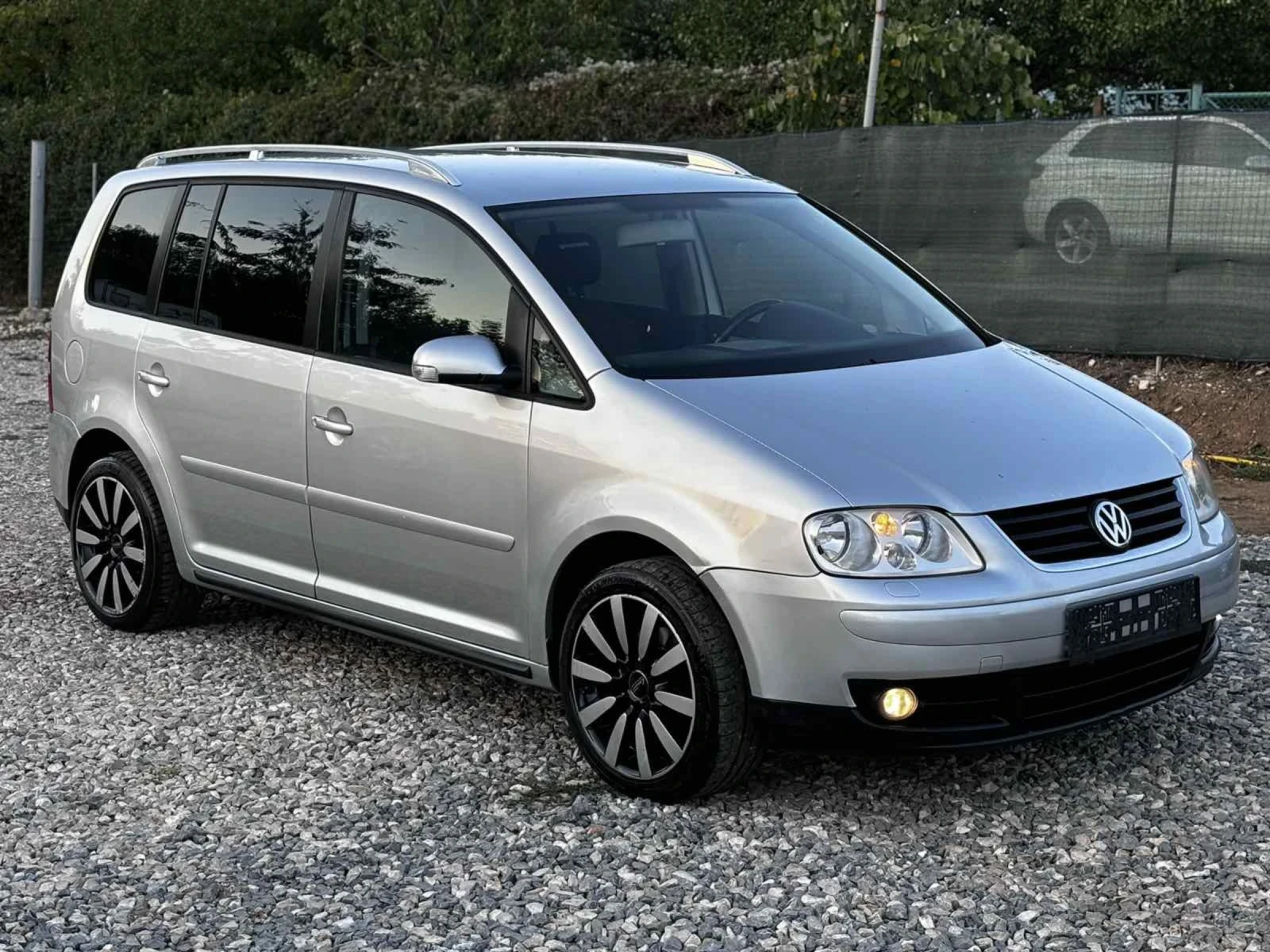 VW Touran 1.9~TDI~ - изображение 3