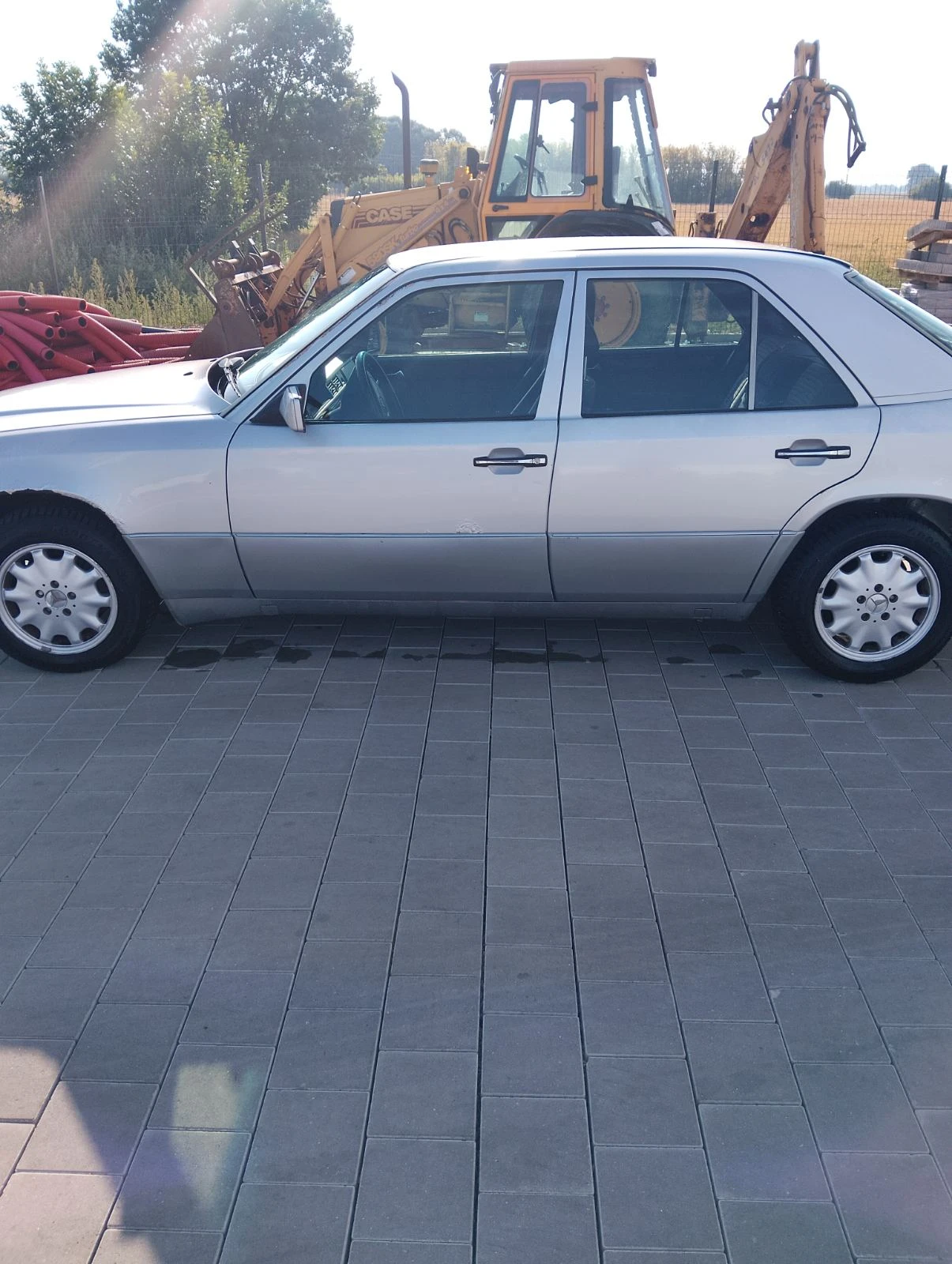 Mercedes-Benz 124  - изображение 4