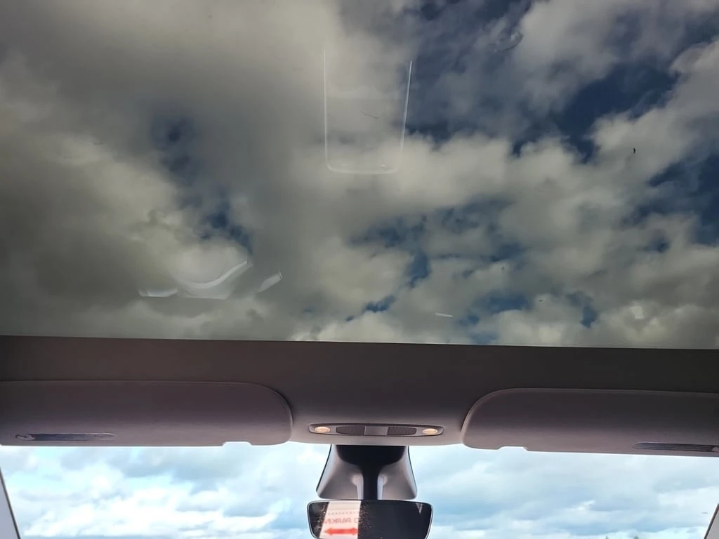 Tesla Model Y * PERFORMANCE * CARFAX * ���� �� �� | Mobile.bg � ����������� 12