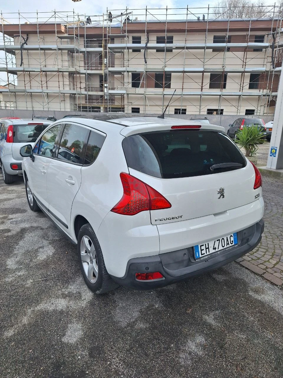 Peugeot 3008 1.6HDI АВТОМАТИК /ОЧАКВАН ВНОС - изображение 4