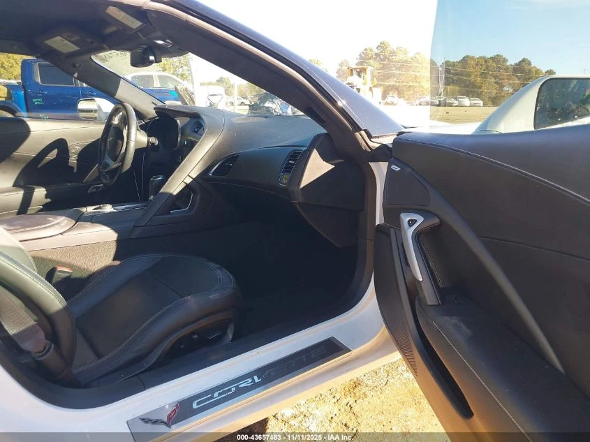 Chevrolet Corvette STINGRAY - изображение 8