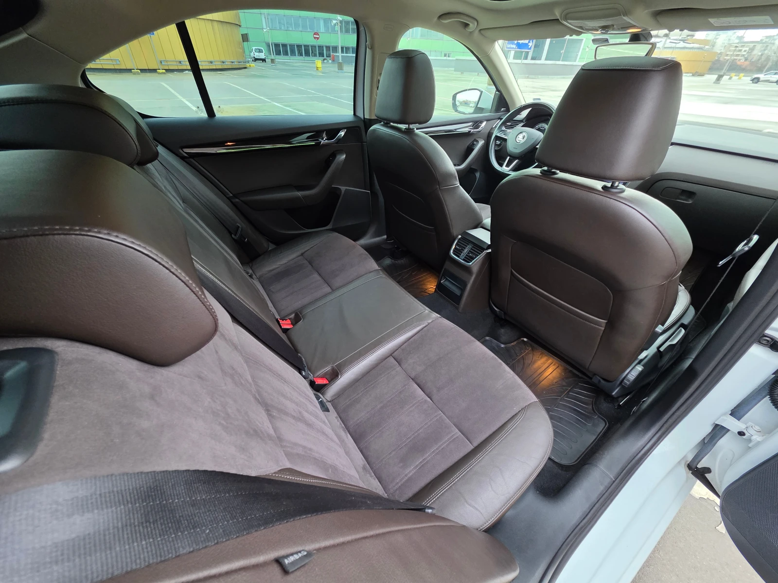Skoda Octavia III-2.0 TDI-facelift-4X4-Laurin & Klement | Mobile.bg � ����������� 15