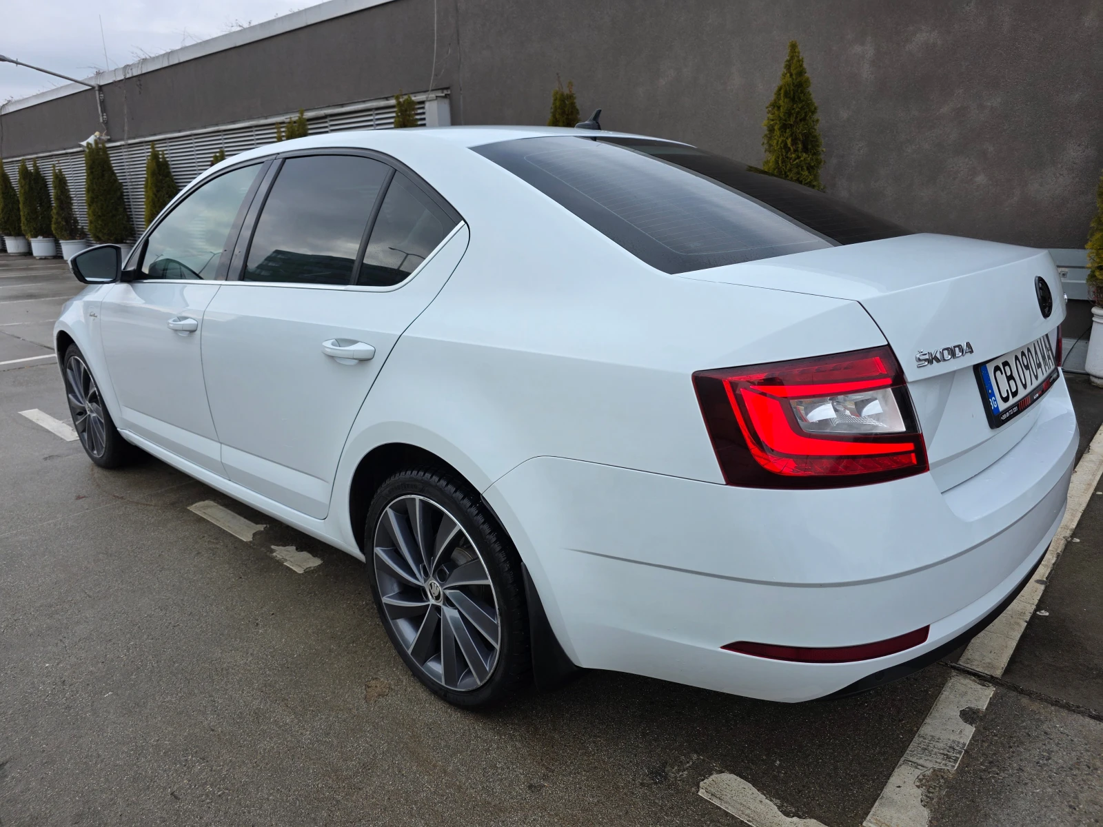Skoda Octavia III-2.0 TDI-facelift-4X4-Laurin & Klement | Mobile.bg � ����������� 7