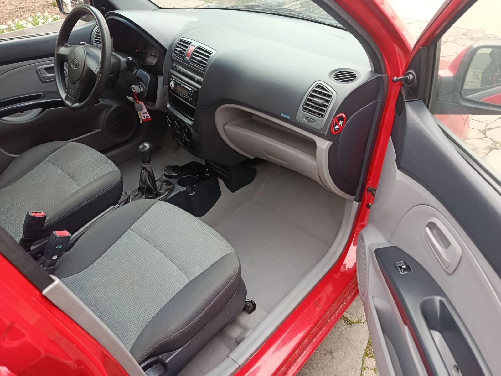 Kia Picanto 1.1 ������ �����  | Mobile.bg � ����������� 10