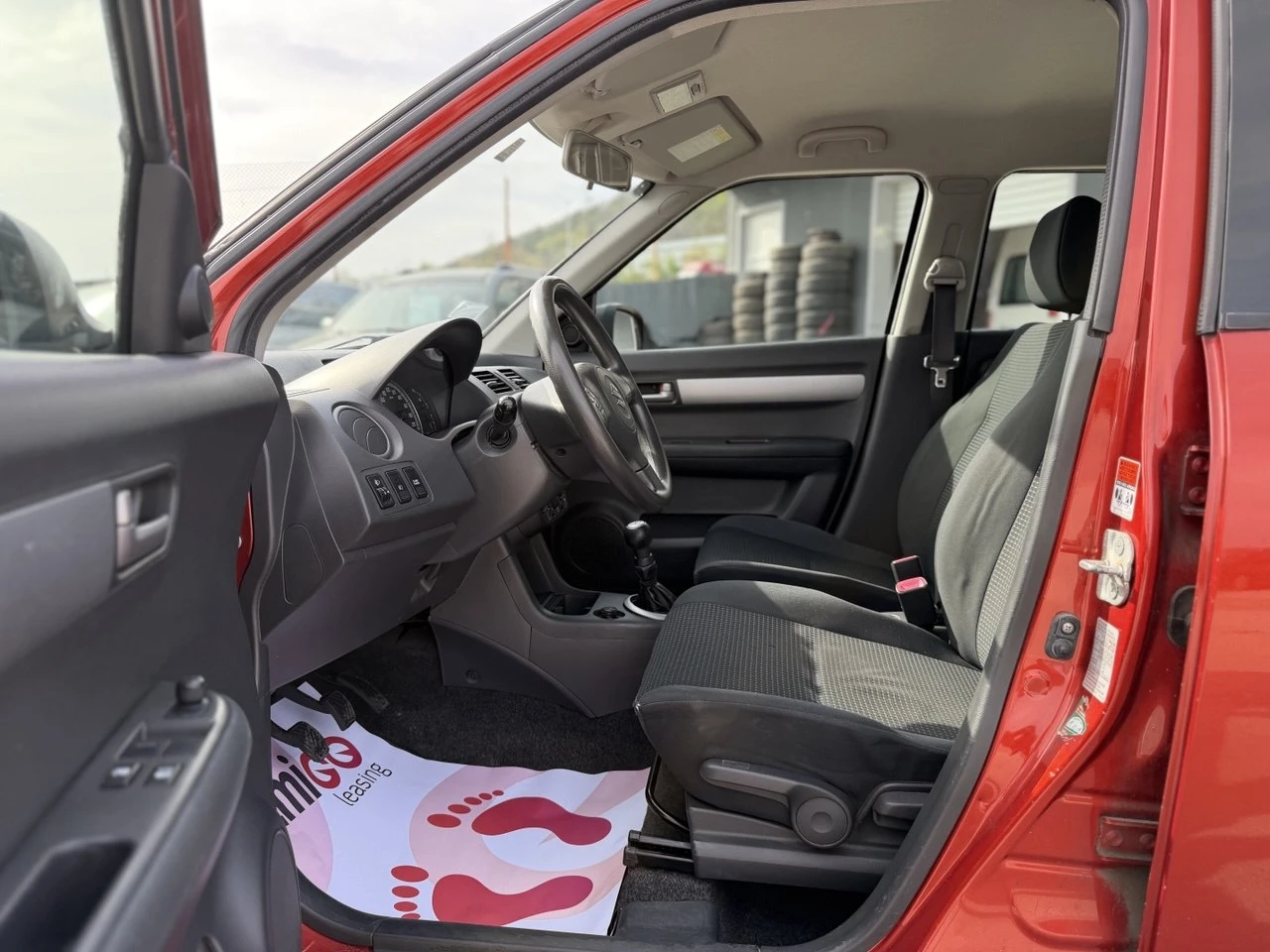 Suzuki Swift 1.3i, снимка 9 - Автомобили и джипове - 54233948