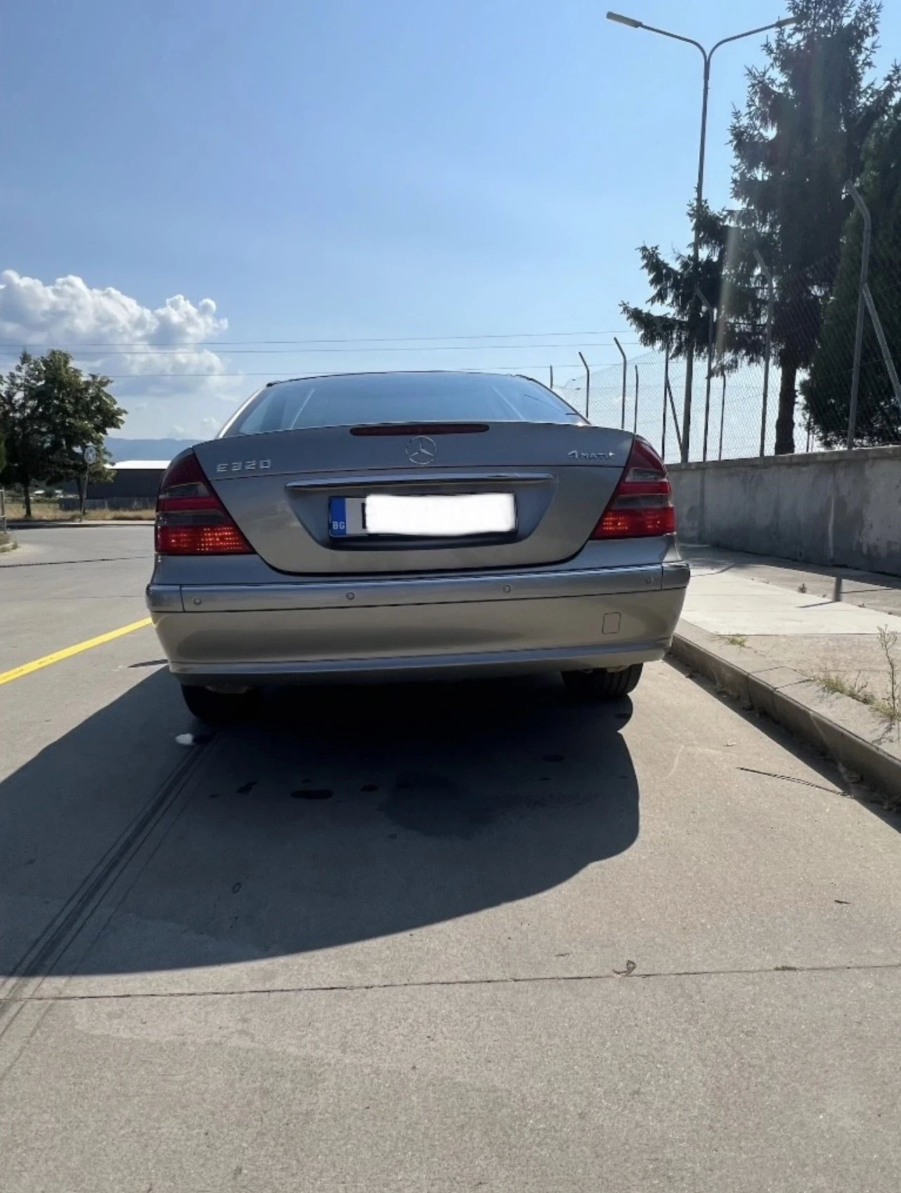 Mercedes-Benz E 320, снимка 3 - Автомобили и джипове - 54290367