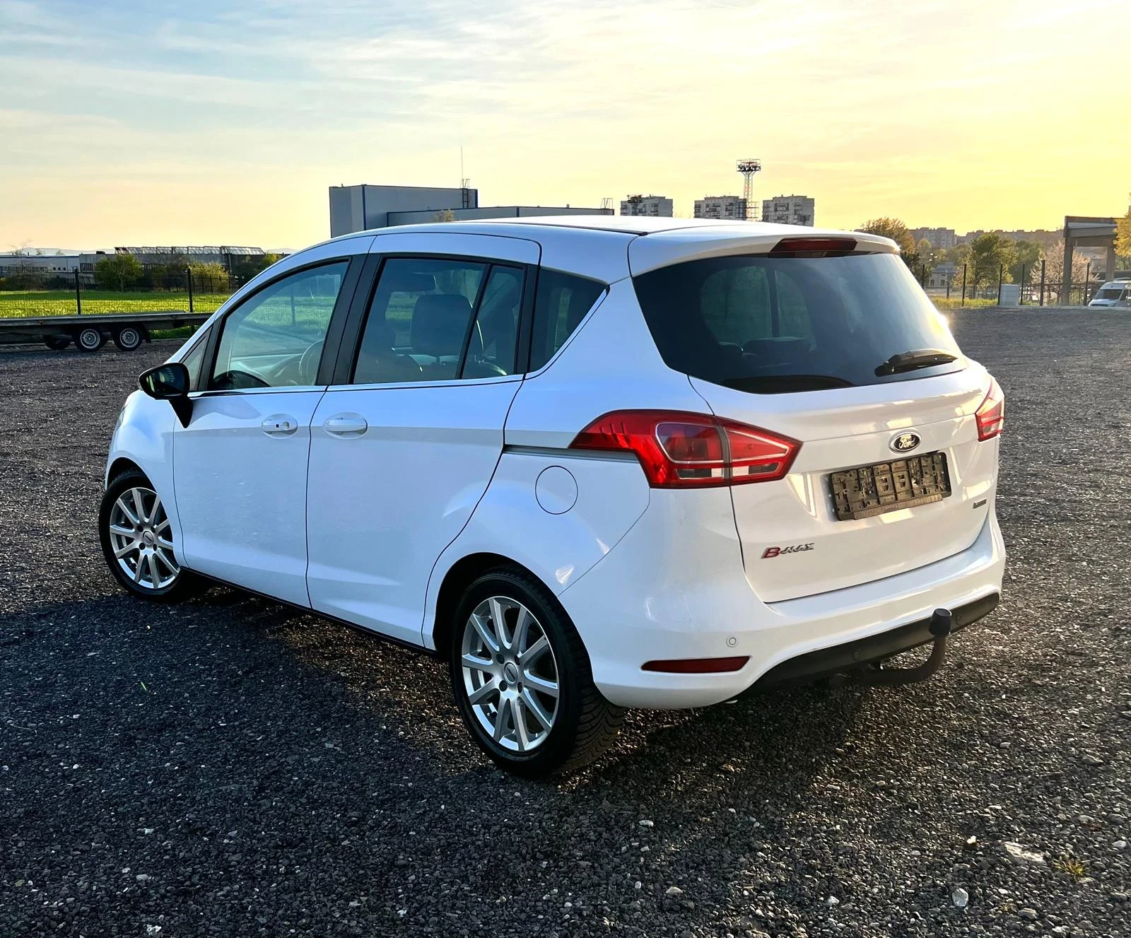Ford B-Max 1.0i ECOBOOST, снимка 3 - Автомобили и джипове - 54306938