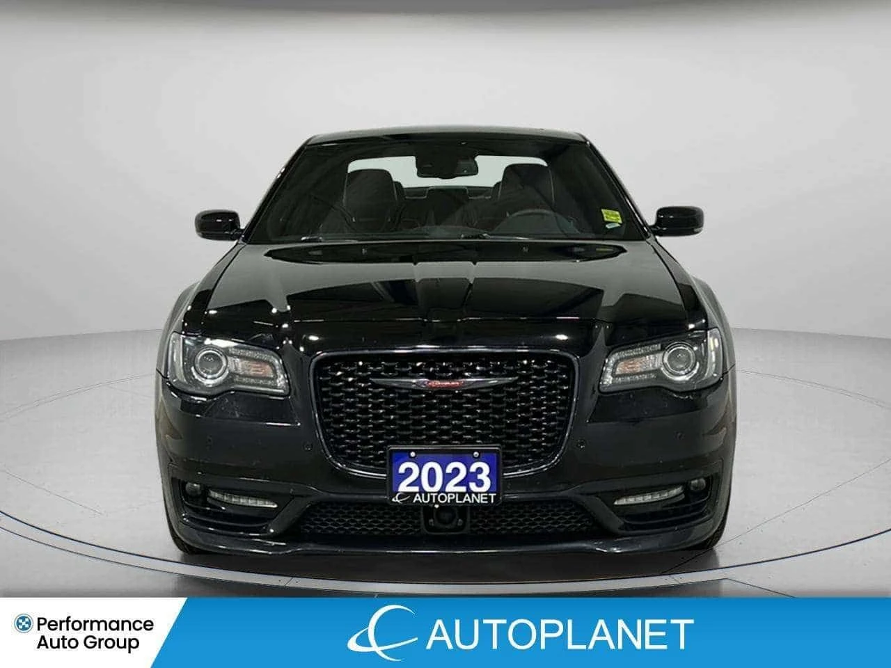 Chrysler 300c * 300S * CARFAX * ЦЕНА ДО БГ, снимка 2 - Автомобили и джипове - 54422132