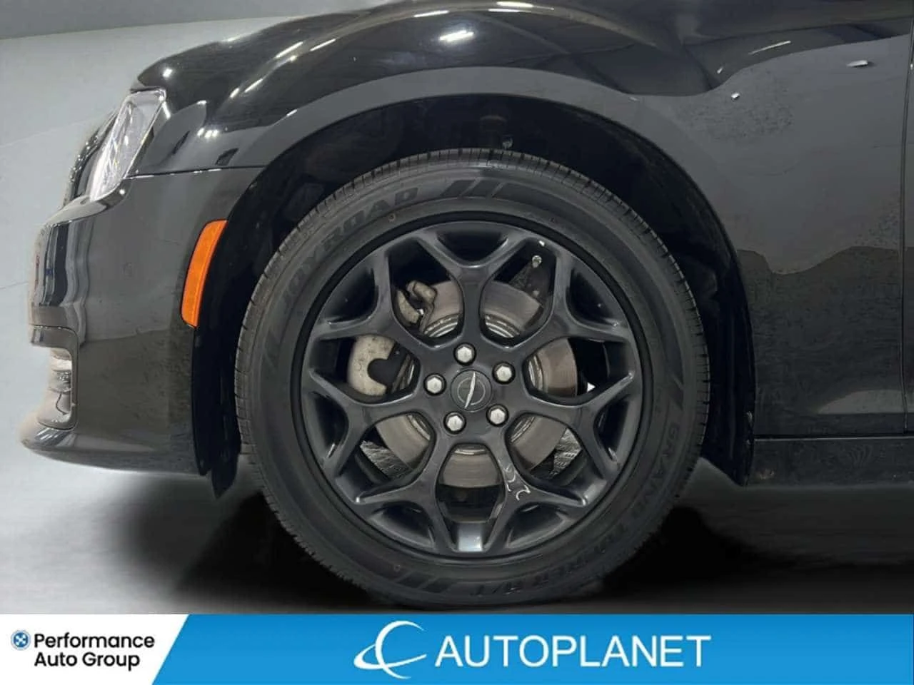 Chrysler 300c * 300S * CARFAX * ЦЕНА ДО БГ, снимка 10 - Автомобили и джипове - 54422132