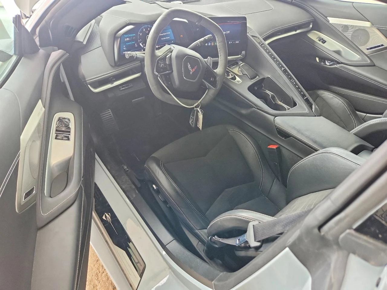 Chevrolet Corvette 6.2l Stingray 2Lt, снимка 8 - Автомобили и джипове - 54460585