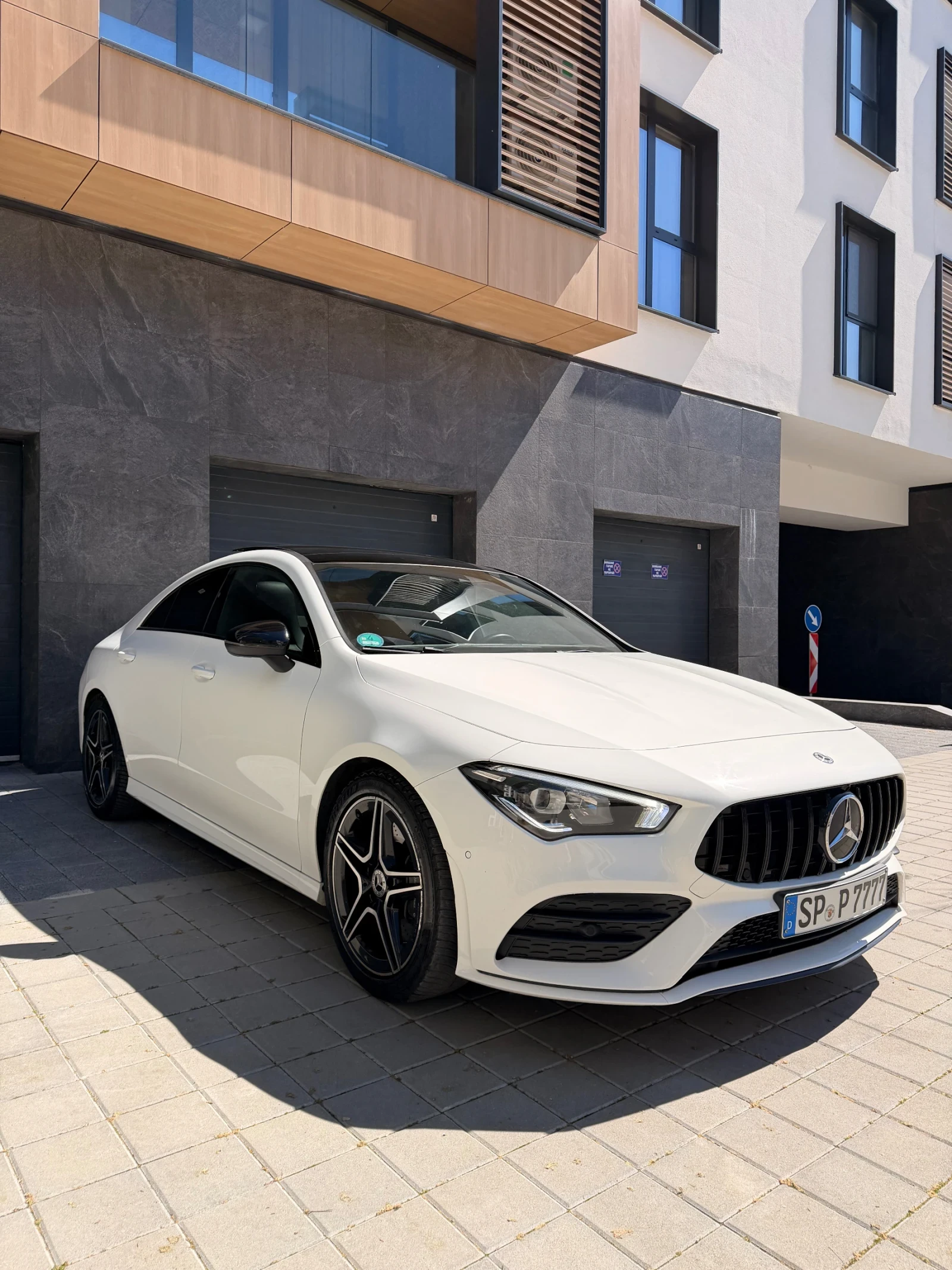Mercedes-Benz CLA 220