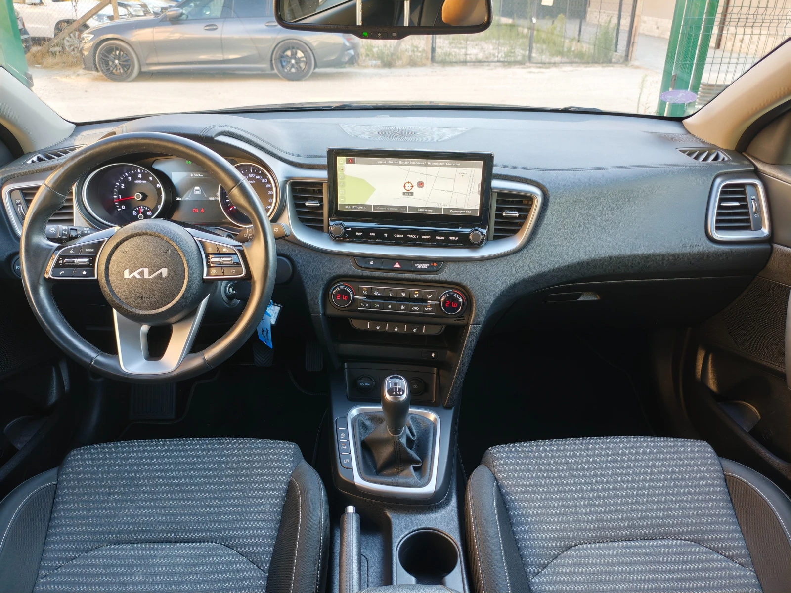 Kia Ceed 1.5 T-GDi 160к.с ТОП, снимка 7 - Автомобили и джипове - 55584401