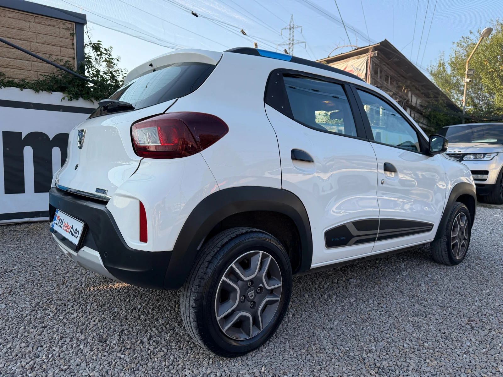 Dacia Spring 33kWh/Пробег 230км./33000км./NAVI/КОЖА/КАМЕРА , снимка 4 - Автомобили и джипове - 55666862