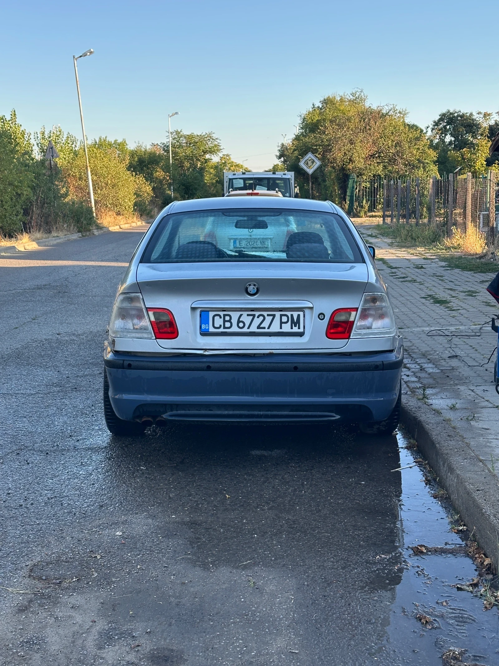 BMW 320 320i, снимка 3 - Автомобили и джипове - 56051853