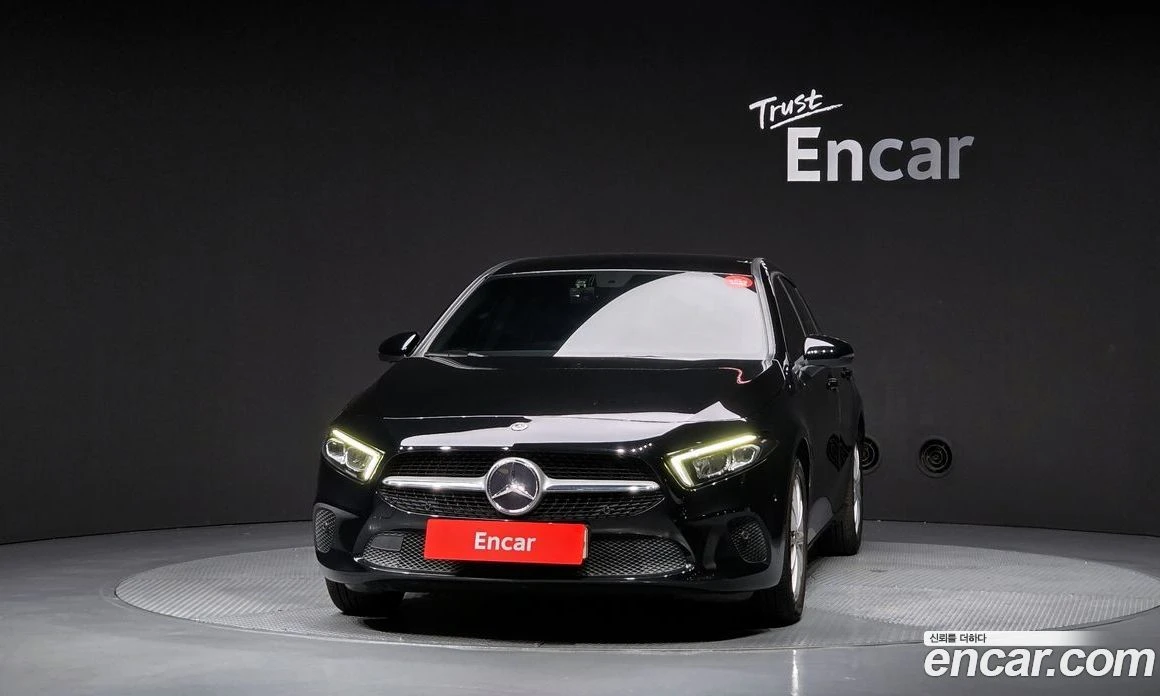 Mercedes-Benz A 220 A220 Hatchback, снимка 3 - Автомобили и джипове - 56117027
