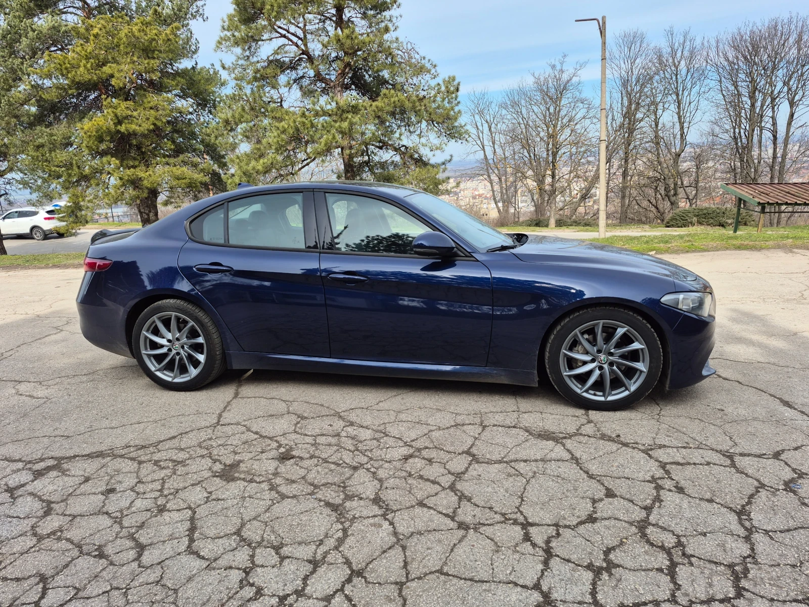 Alfa Romeo Giulia 2.2 180, снимка 5 - Автомобили и джипове - 56151470