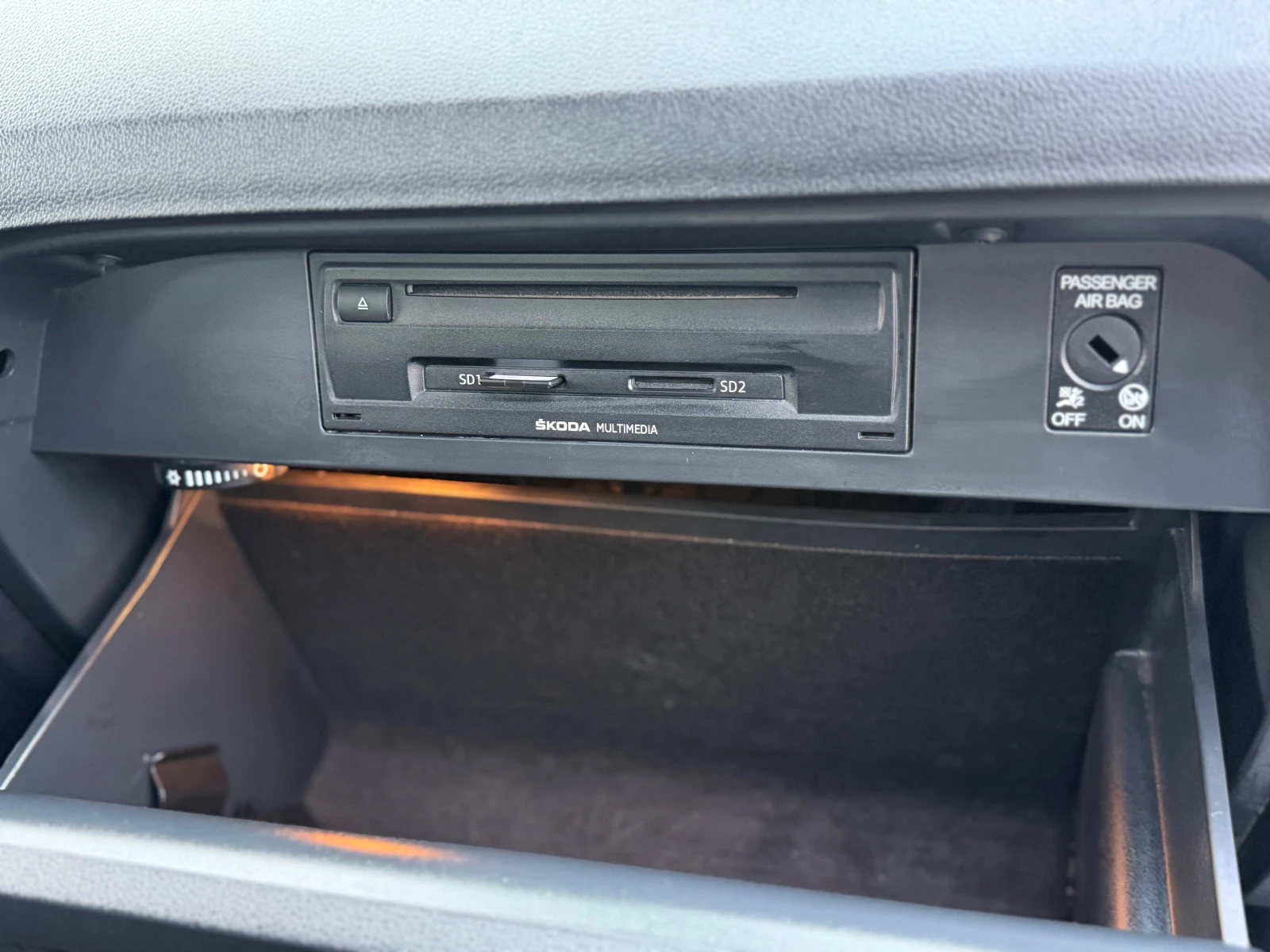 Skoda Octavia * LED* DSG* XENON* NAVI* ������*  | Mobile.bg � ����������� 13