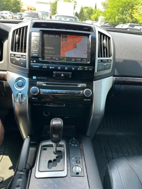 Toyota Land cruiser - 55000 € / 107570.65 лв. - 36910183 12