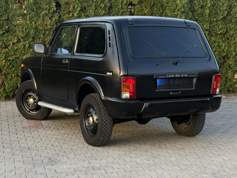 Lada Niva 1.7i, facelift , снимка 5 - Автомобили и джипове - 47676834