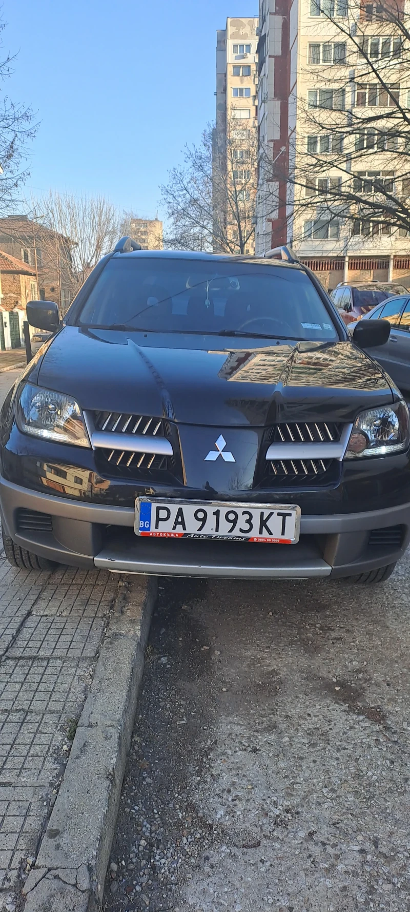 Mitsubishi Outlander, снимка 1 - Автомобили и джипове - 48528584