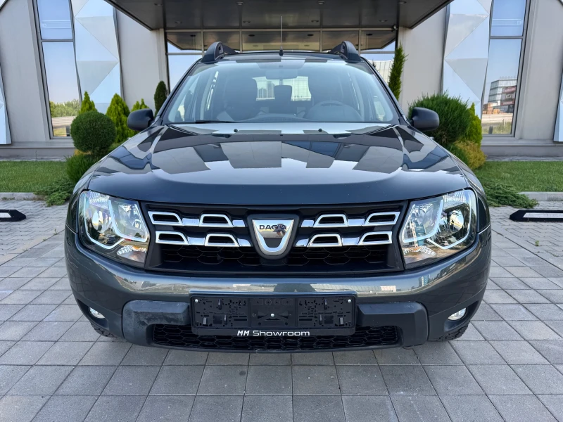 Dacia Duster 1.5-DCI-4X4-С.КНИЖКА-АВТОПИЛОТ-НАВИ-КАМЕРА-, снимка 2 - Автомобили и джипове - 50193217