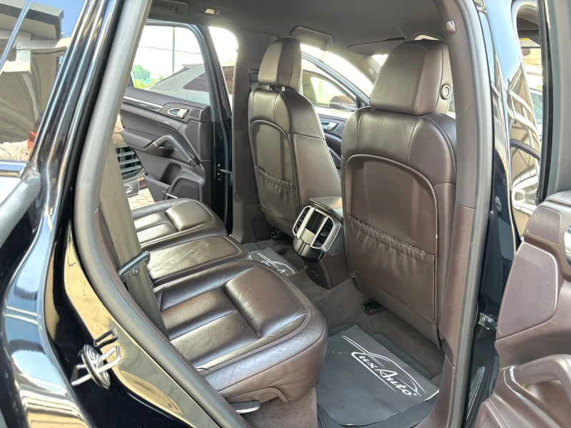 Porsche Cayenne 4.2D#GTS#SOFTCL#ОБДУХ#360* CAM#FULLED#EXCLUSIVE, снимка 13 - Автомобили и джипове - 50647351