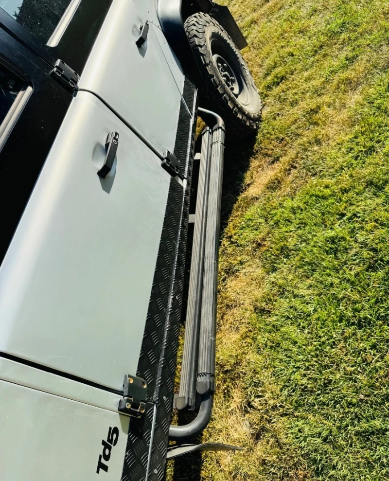 Land Rover Defender TD5, снимка 9 - Автомобили и джипове - 51882281