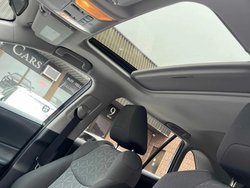 Toyota Rav4 2021 XLE * CARFAX * БЕЗ ПЪРВОНАЧАЛНА ВНОСКА, снимка 11 - Автомобили и джипове - 52959245