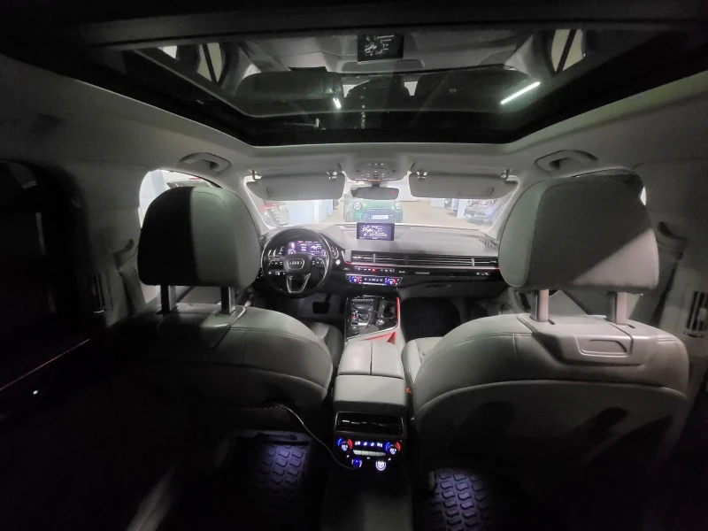 Audi Q7 Prestige , снимка 10 - Автомобили и джипове - 53224274