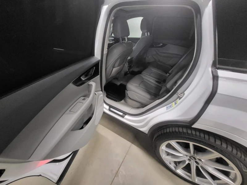 Audi Q7 Prestige , снимка 7 - Автомобили и джипове - 53224274