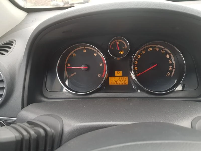 Opel Antara 2.0 CDTI, снимка 1 - Автомобили и джипове - 47125368