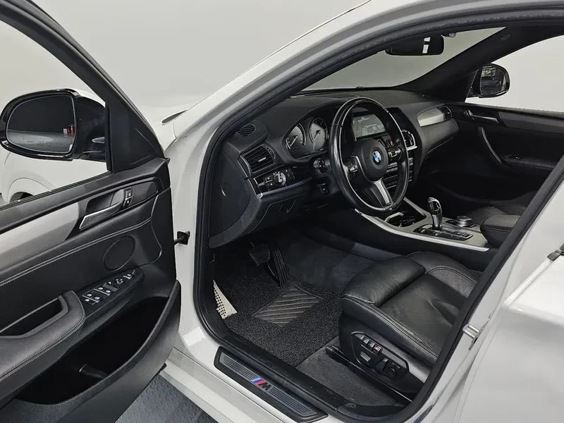 BMW X4 2.0d, снимка 10 - Автомобили и джипове - 54604917