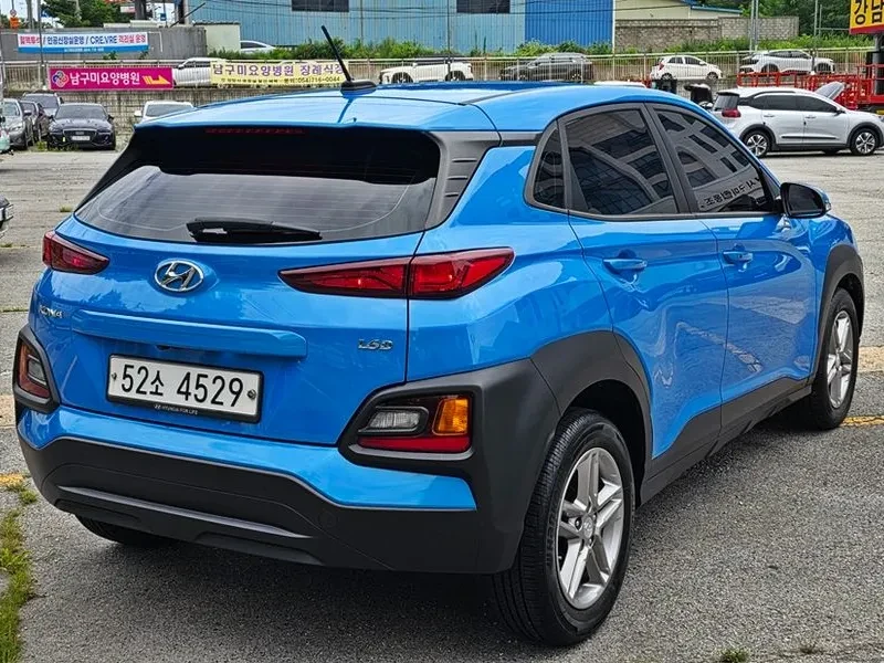 Hyundai Kona, снимка 8 - Автомобили и джипове - 56118244