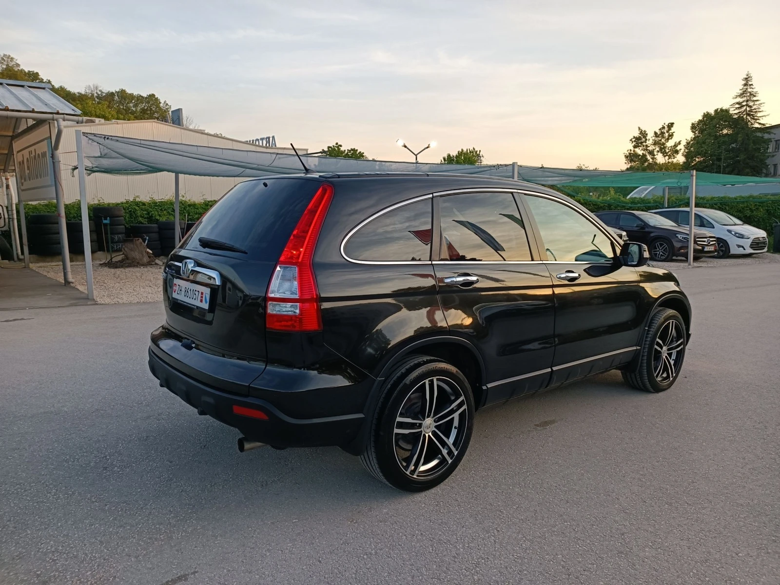 Honda Cr-v 2.0i-150кс-ШВЕЙЦАРИЯ-4Х4-ДИСТРОНИК-FULL екстри - изображение 3