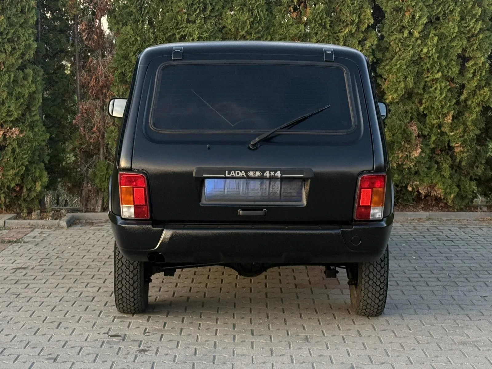 Lada Niva 1.7i, facelift  - изображение 6