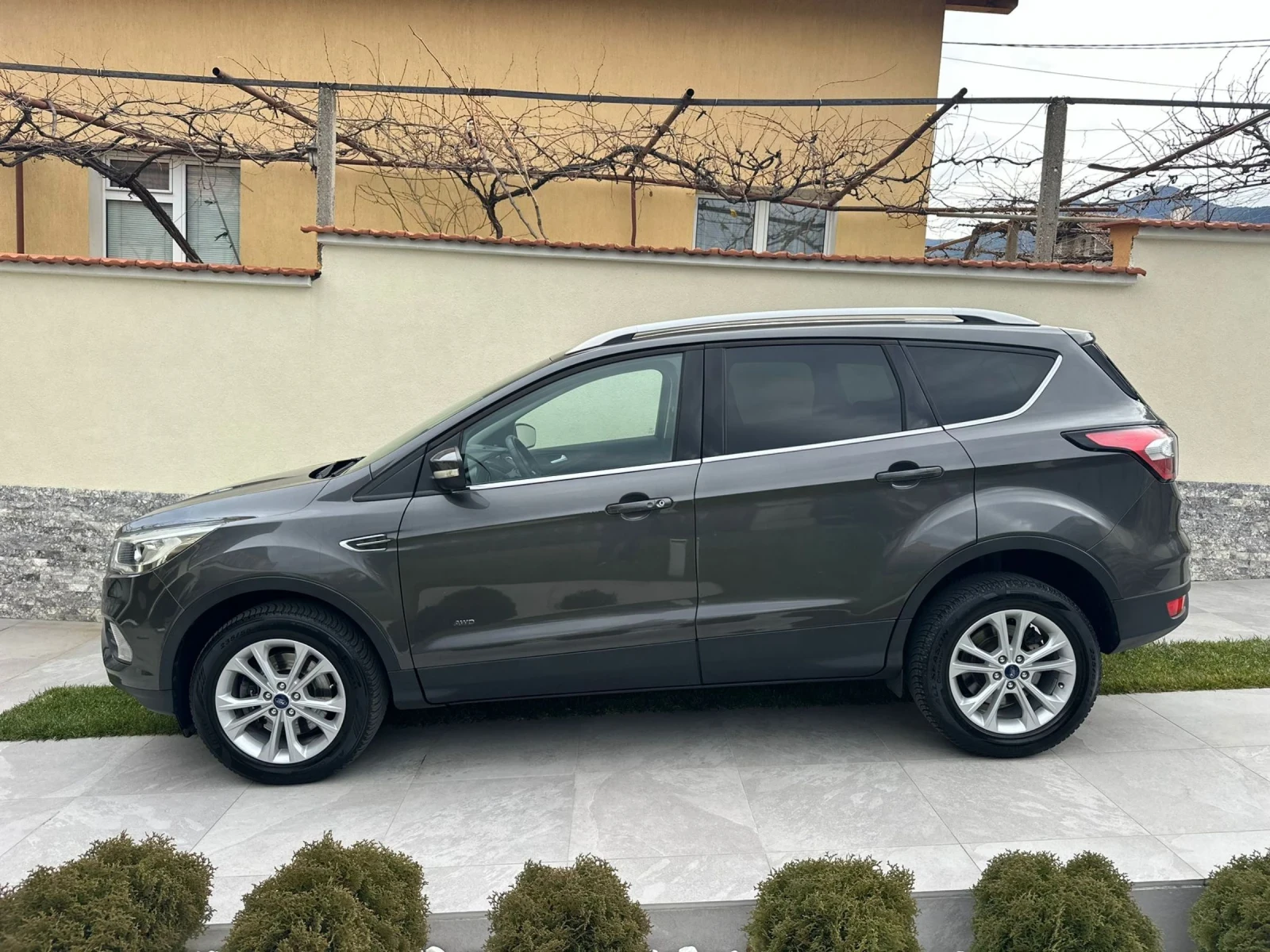 Ford Kuga 2.0D 4x4 - изображение 4