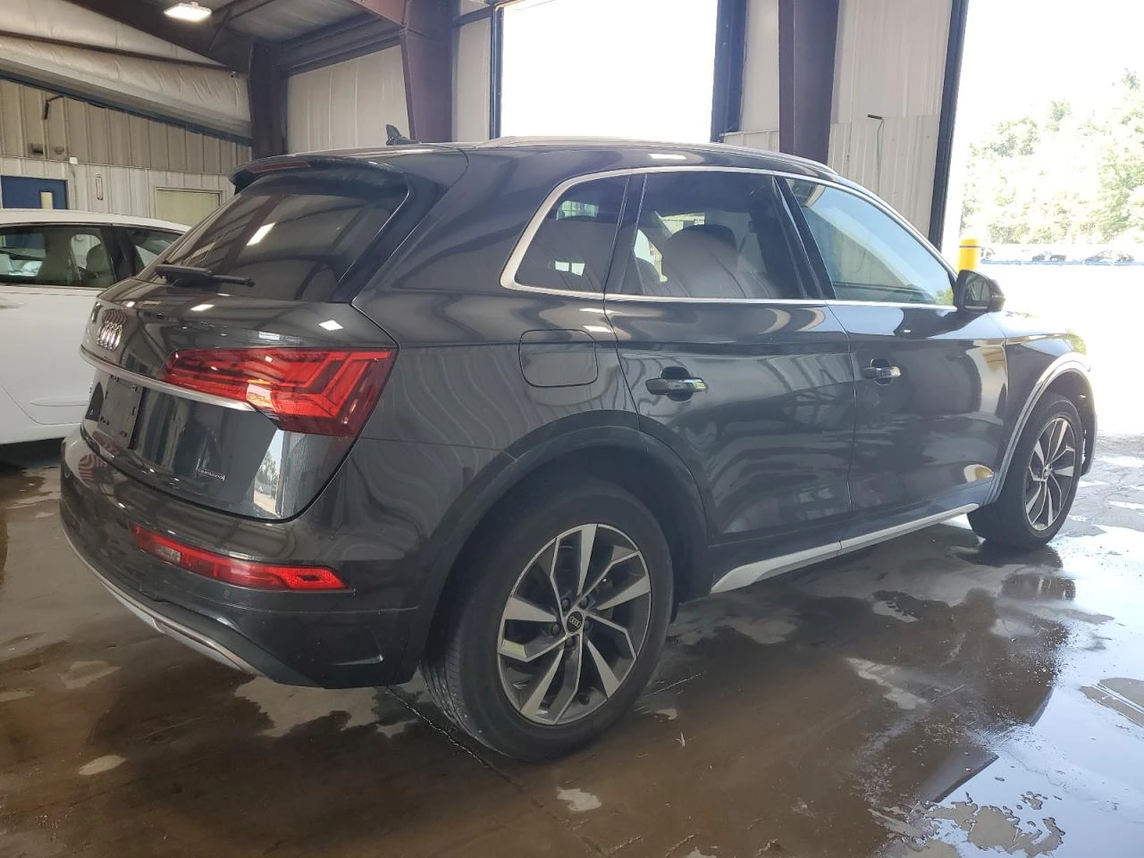 Audi Q5 45 TFSI , Premium Plus оборудване* ,  - изображение 3