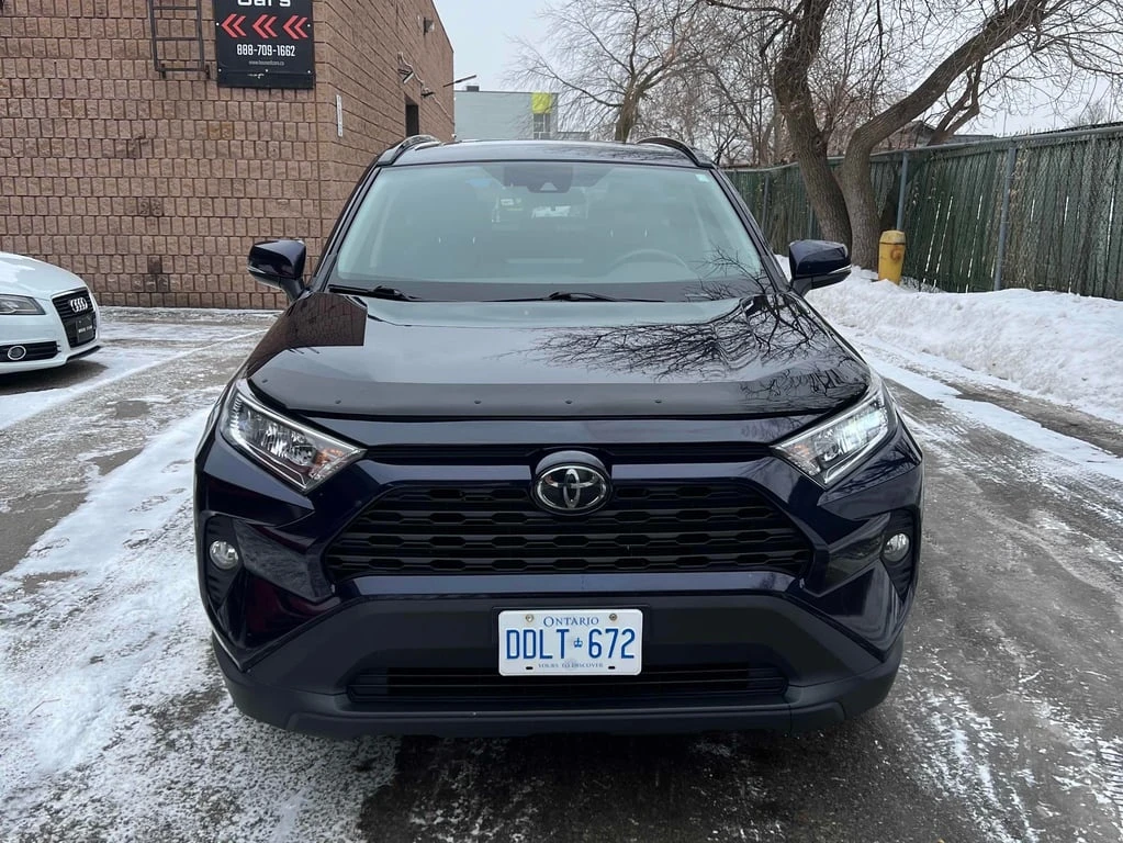 Toyota Rav4 2021 XLE * CARFAX * БЕЗ ПЪРВОНАЧАЛНА ВНОСКА - изображение 2