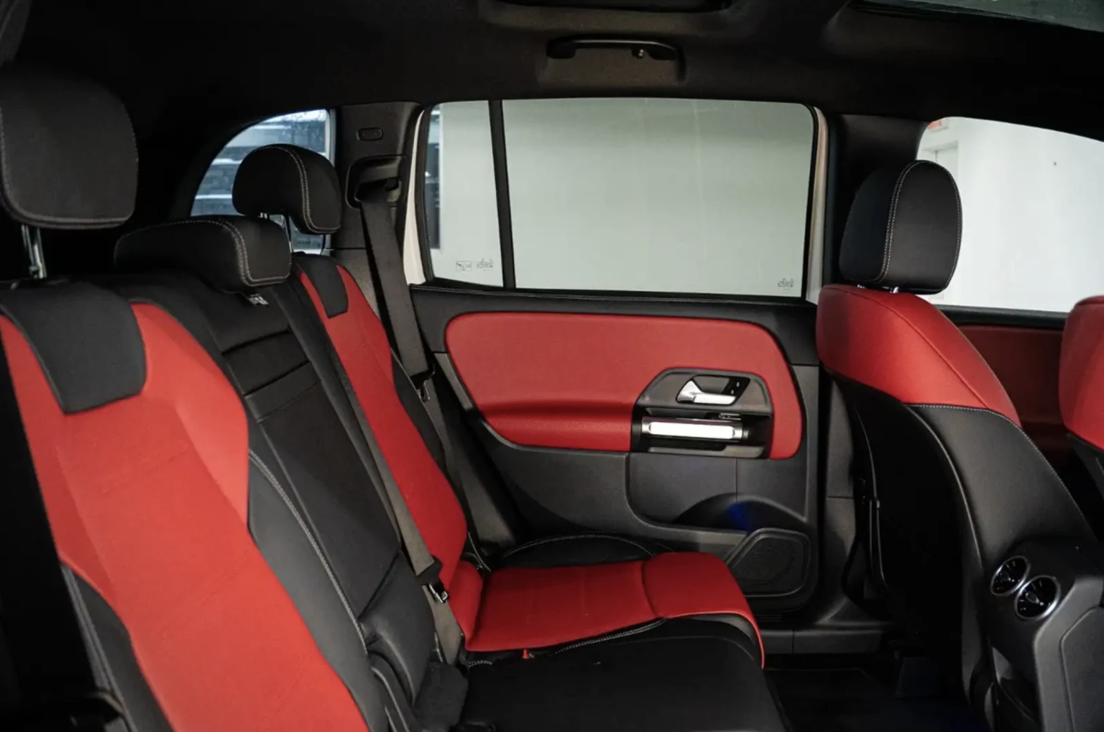 Mercedes-Benz GLB 2021 MERCEDES-BENZ GLB GLB 250 - изображение 10