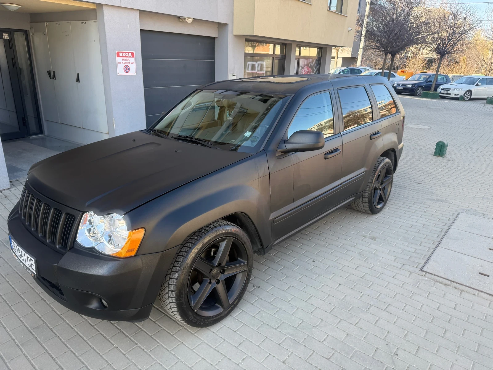 Jeep Grand cherokee SRT8 6.1 V8 газов инжекцион