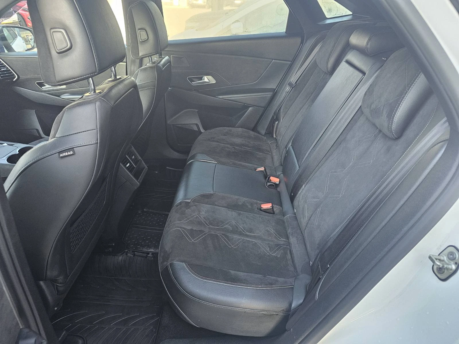 DS DS 7 Crossback 1.5, снимка 12 - Автомобили и джипове - 53849213