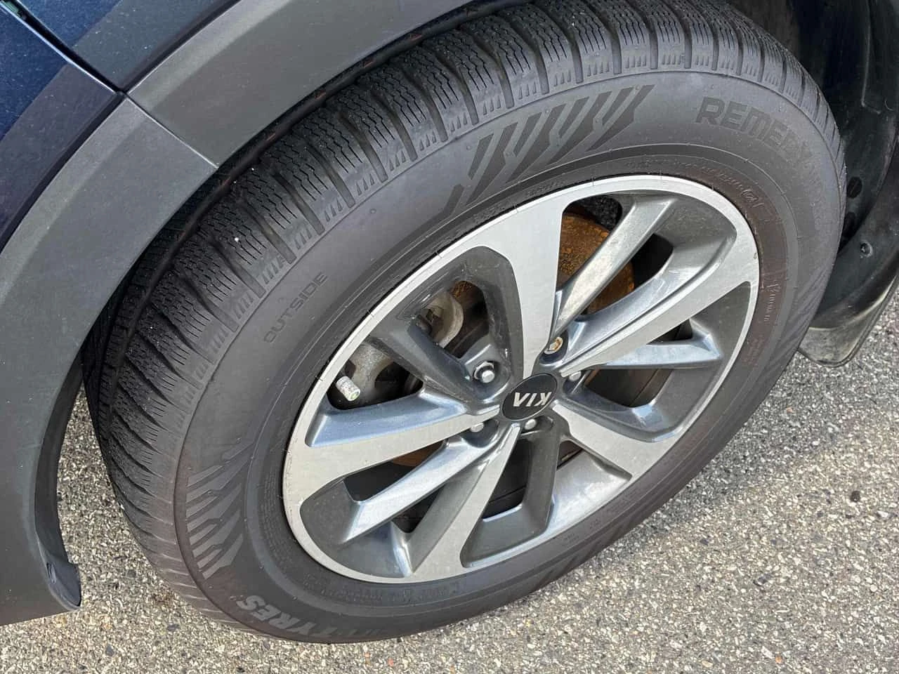 Kia Sorento * EX * ПОДГРЕВ* KEYLESS* , снимка 7 - Автомобили и джипове - 54061104