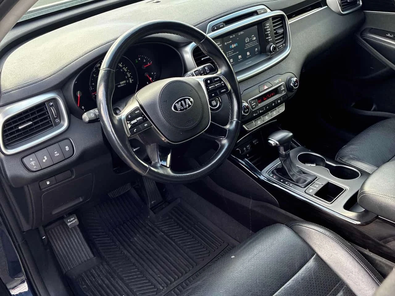 Kia Sorento * EX * ПОДГРЕВ* KEYLESS* , снимка 5 - Автомобили и джипове - 54061104