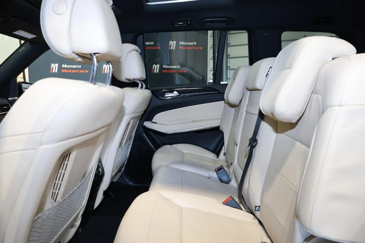 Mercedes-Benz GLS 500 GLS550 4MATIC - AMG PKG| MASSAGE| PANO| NAVI| CAME, снимка 10 - Автомобили и джипове - 54737846