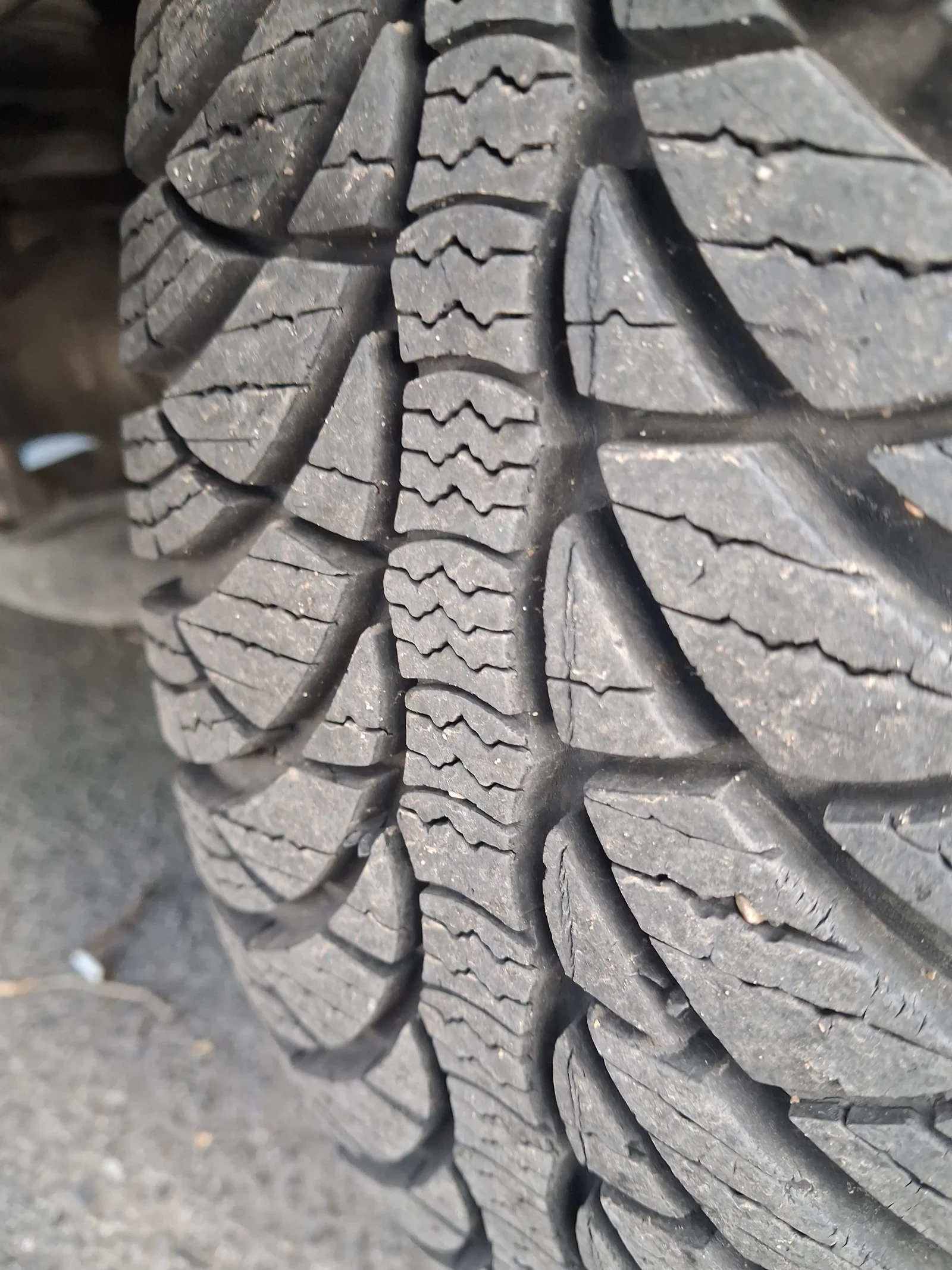Honda Hr-v, снимка 8 - Автомобили и джипове - 54903698