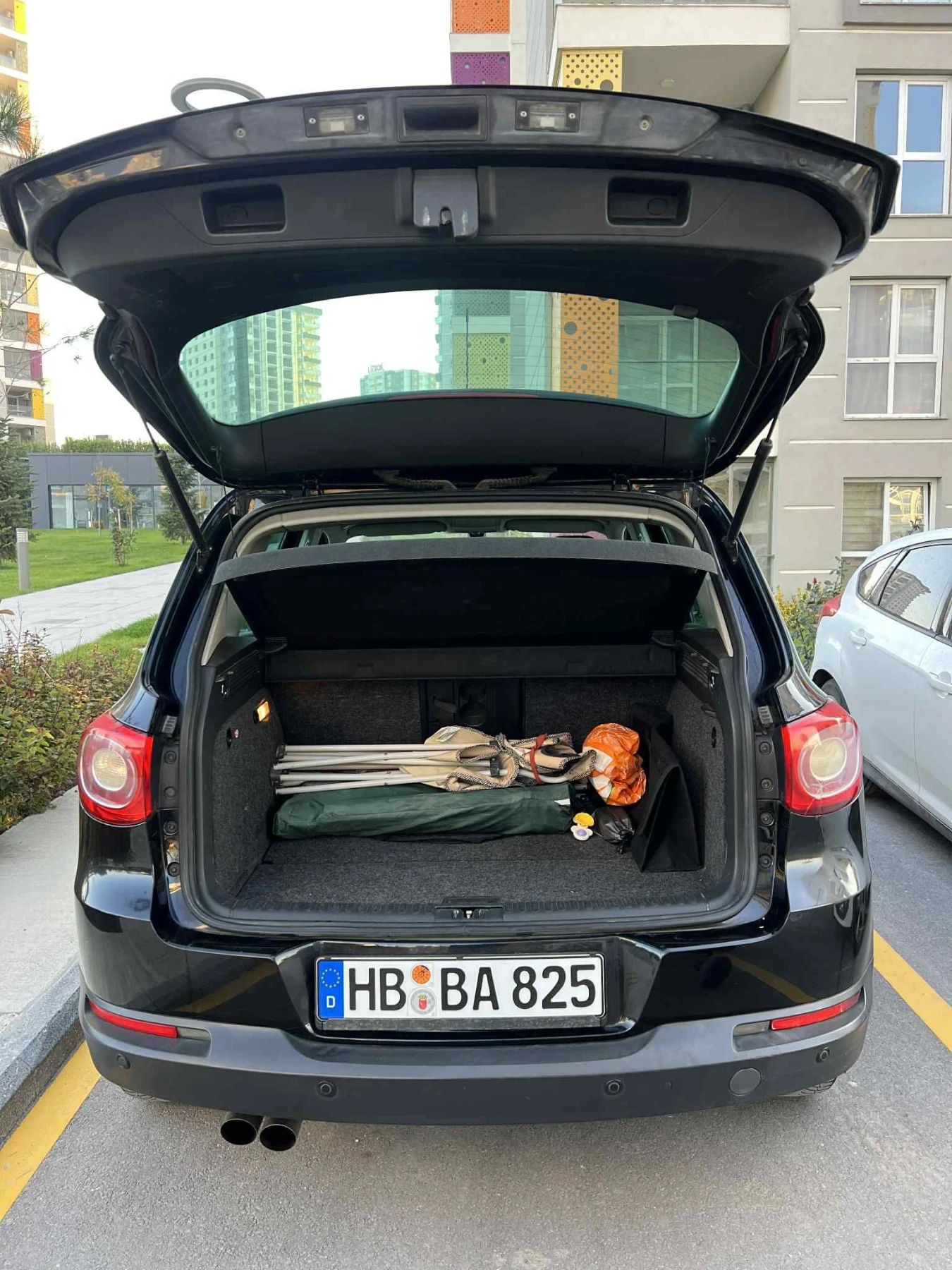 VW Tiguan, снимка 8 - Автомобили и джипове - 55253484