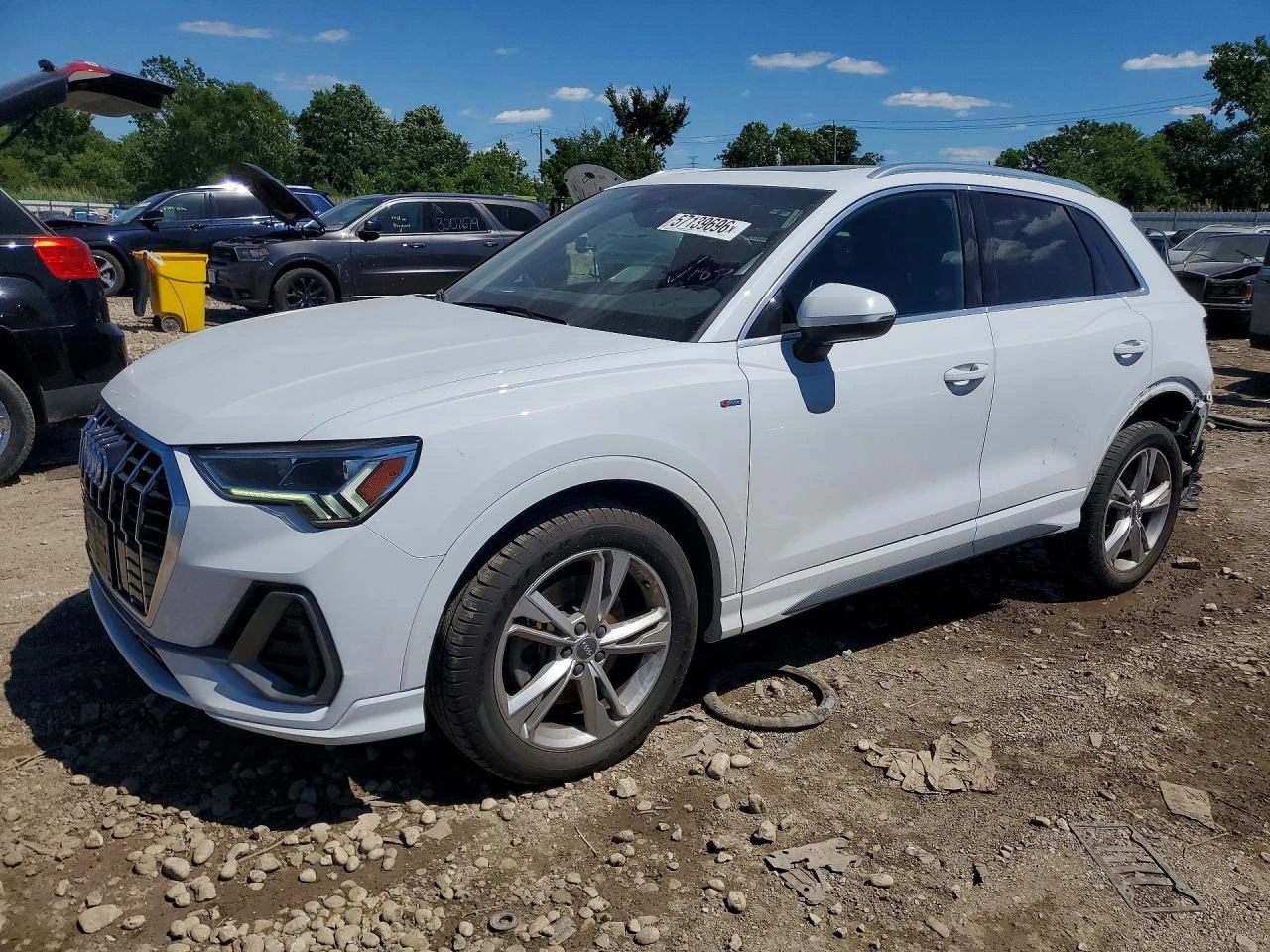 Audi Q3 PREMIUM PLUS S-LINE