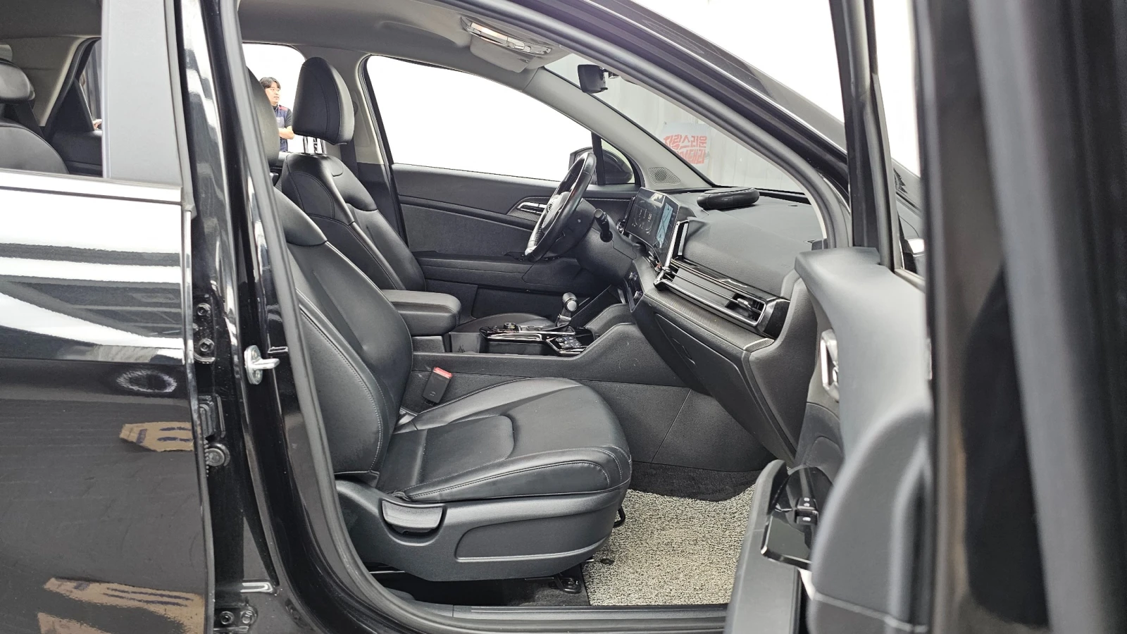 Kia Sportage 2.0 Diesel 2WD Prestige, снимка 10 - Автомобили и джипове - 55629319